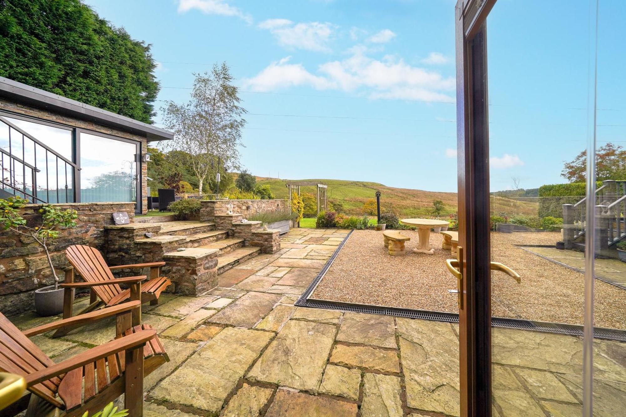 Cadshaw Country Views